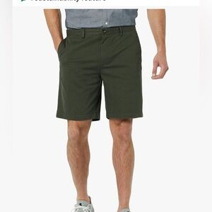 Amazon Essentials Men's Slim-Fit 9" Chino Shorts